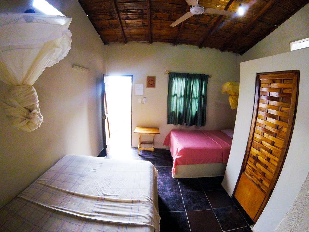 Montanita Garden Hostal מראה חיצוני תמונה